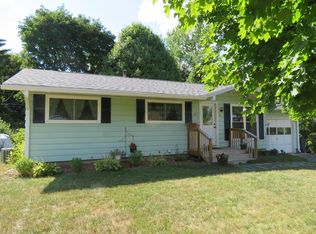 43 Lynaugh Rd, Victor, NY 14564