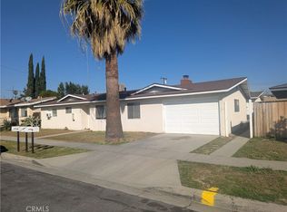 1560 W Ramona Dr, Rialto, CA 92376