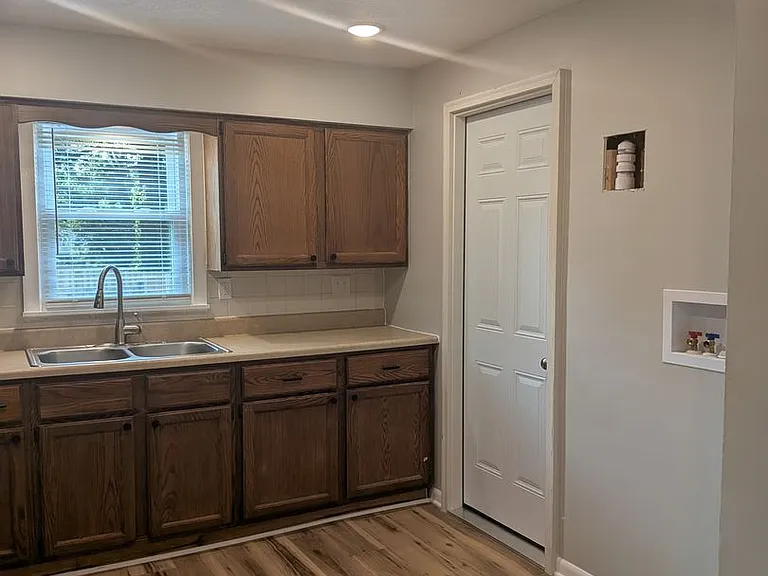 4408 Rice Rd — Photo 7