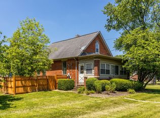 988 Bowen Rd, Canal Winchester, OH 43110