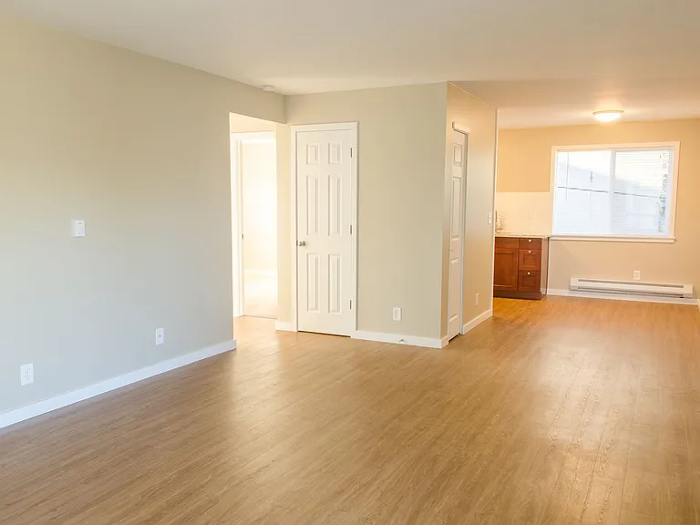 4417 Bagley Avenue N — Photo 4