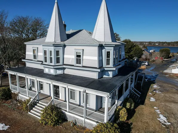 520 Main Street APT 5A, West Dennis, MA 02670