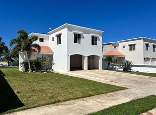 13 Mirador Del Fld, Isabela, PR 00662