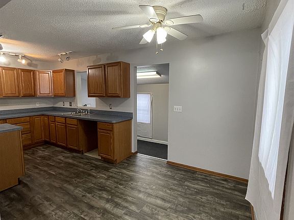 4th image of 2083 Cherrywood Dr