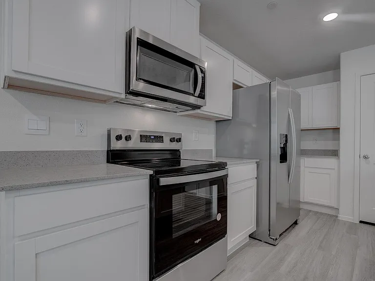 7371 Craig Cove Ct — Photo 11