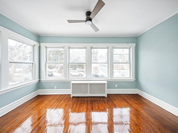 4th image of 22 Poe Ave APT 1