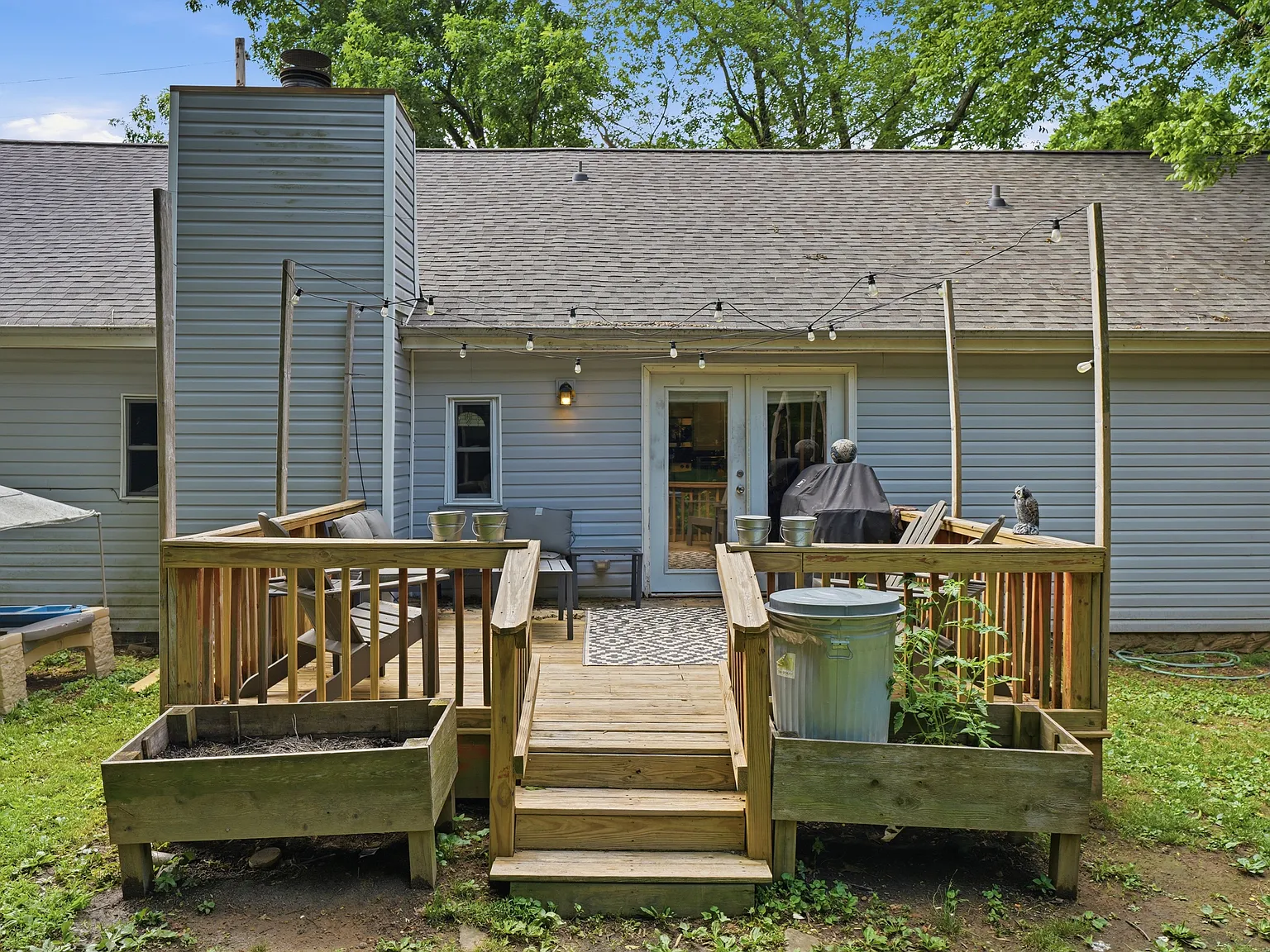 4 bed, 2124 sqft, $2,750 — Photo 2
