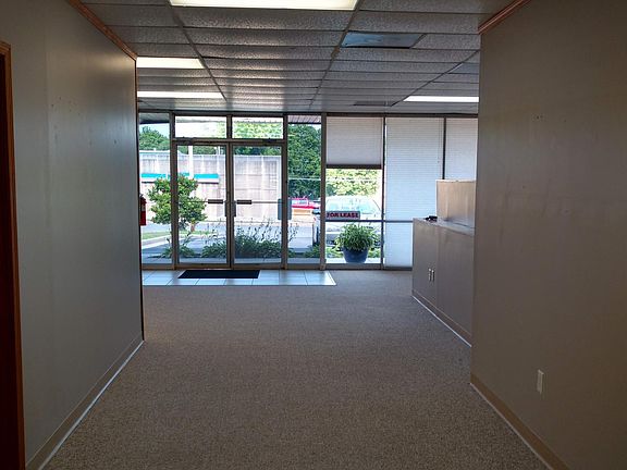 5th image of 309 N Frederick St