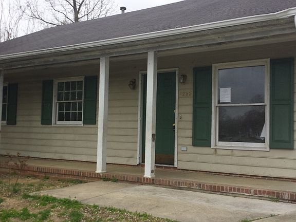 2nd image of 2233 Pine Knoll Ter