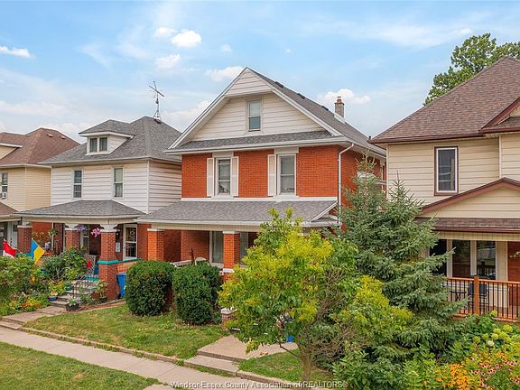 3rd image of 1333 Windermere Rd