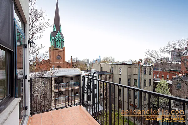 Rented by aptsandlofts.com | media 23