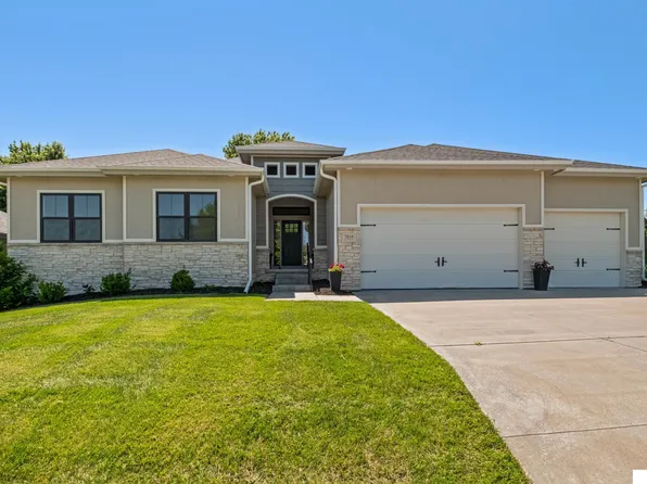 7816 N 160th Cir, Bennington, NE 68007