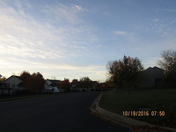 4th image of 4770 190th St W