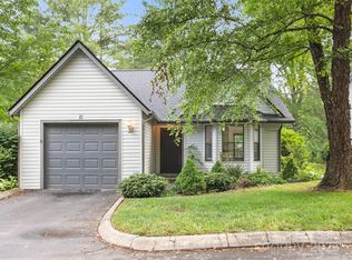 111 Cimarron Dr, Asheville, NC 28803