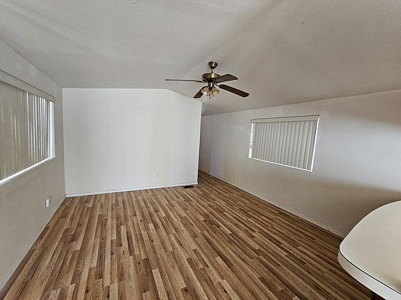 4th image of 13138 E 51st Pl