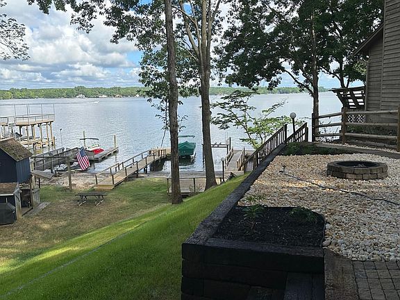 Back view and firepit