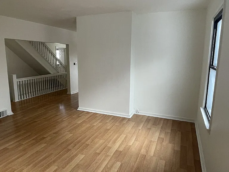 319 N Balph Ave — Photo 46