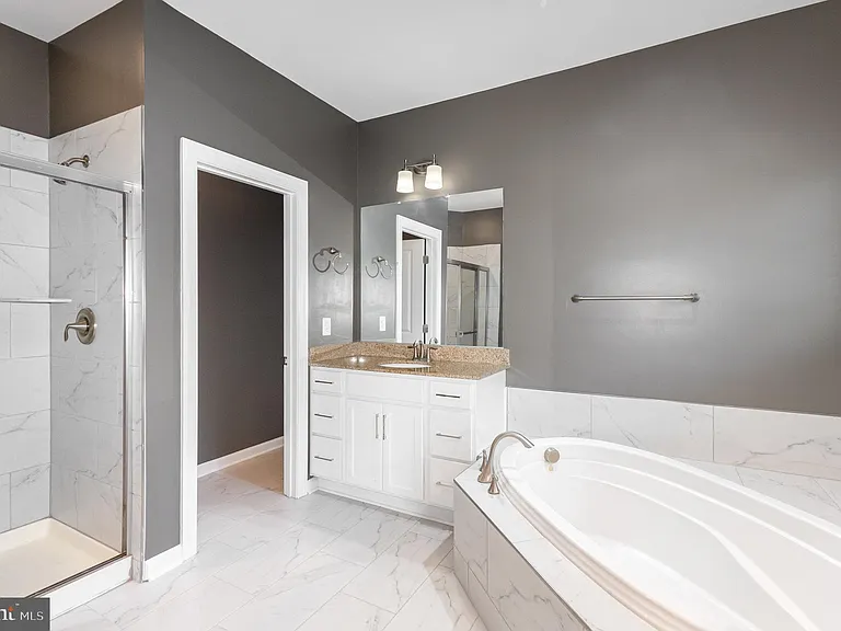 2114 Jellico Ct — Photo 16