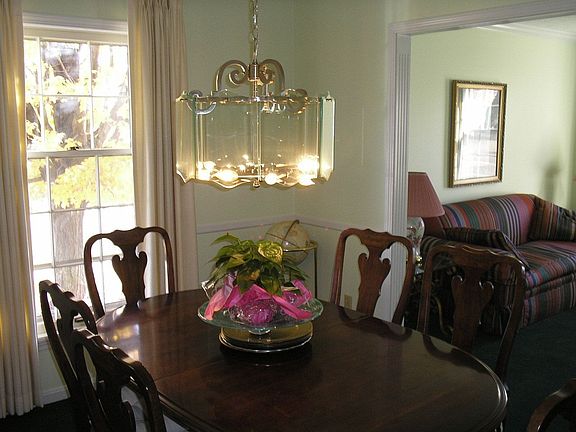 Dining room area