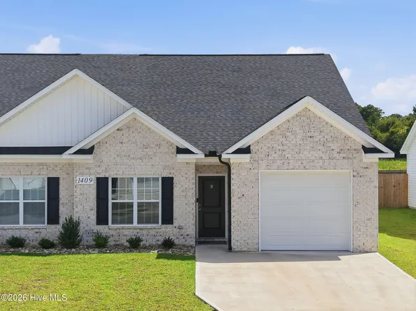 1409 B Dorset Drive, Greenville, NC 27834