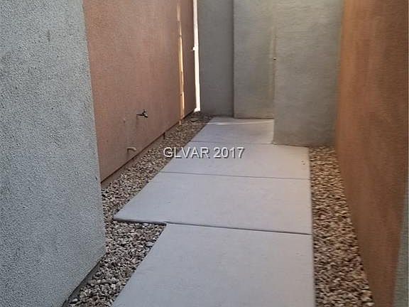 3rd image of 208 Frapuccino Ave