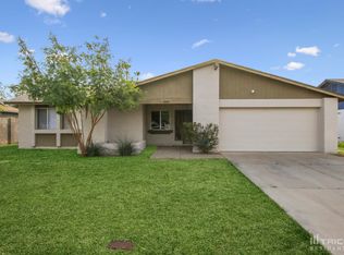 2031 S Palmer Cir, Mesa, AZ 85210