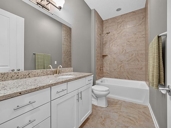 5th image of 1524 Park Ave