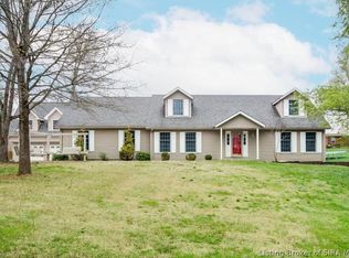 1804 Maple Ave, Georgetown, IN 47122