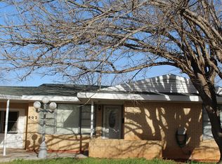 802 NW 12th Pl, Andrews, TX 79714