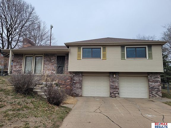 2nd image of 204 Rushton Dr