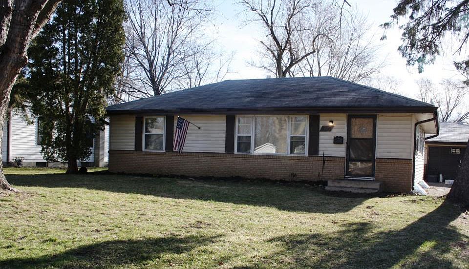 1st image of 8215 Bloomington Ave