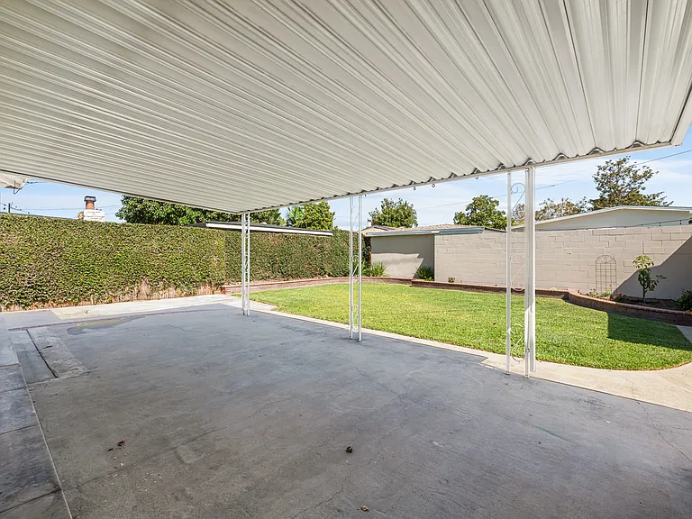 5915 E Rosebay St — Photo 35