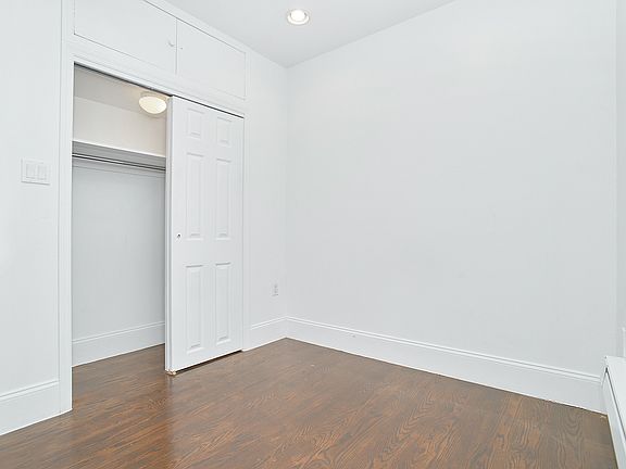 2nd image of 69 Clinton St APT 3C