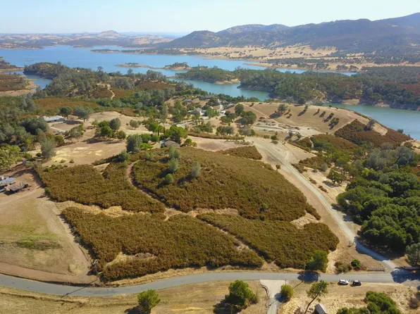 Hogan Dam Rd, Valley Springs, CA 95252