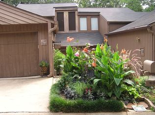 90 Colony Ridge Dr, Johns Creek, GA 30022