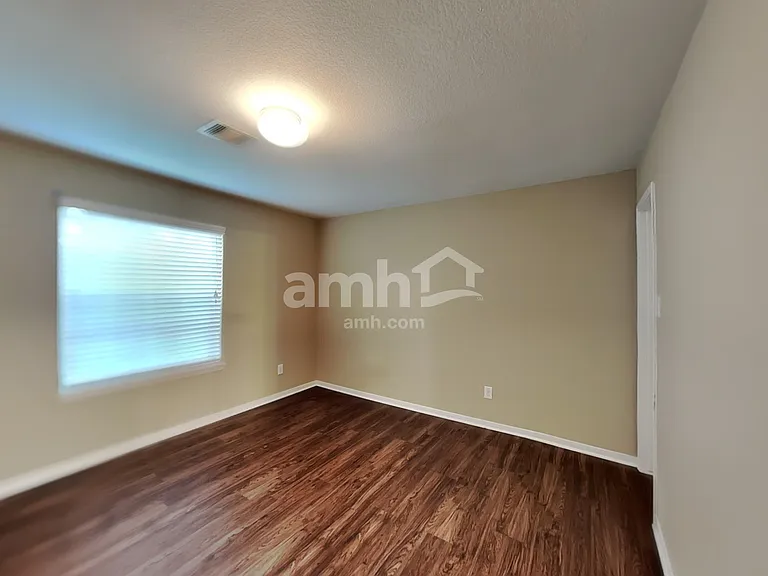 21715 Britton Hill Way — Photo 17