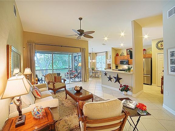 5th image of 20941 Island Sound Cir Unit 203