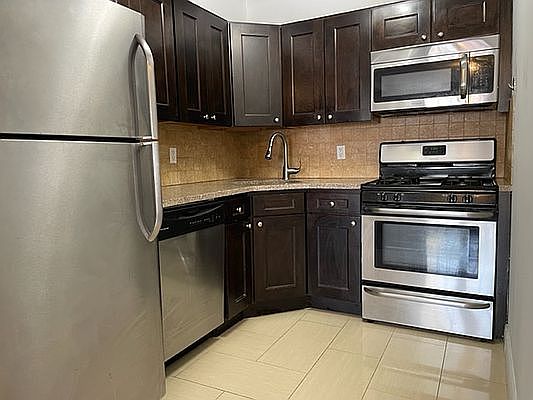 1st image of 2578 38th St APT 3B