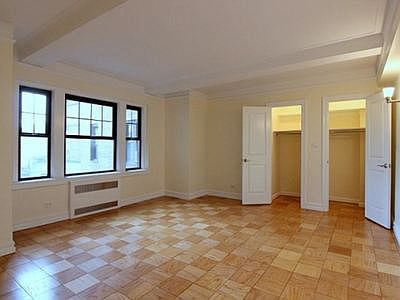 1st image of 95 Christopher St APT 0005B