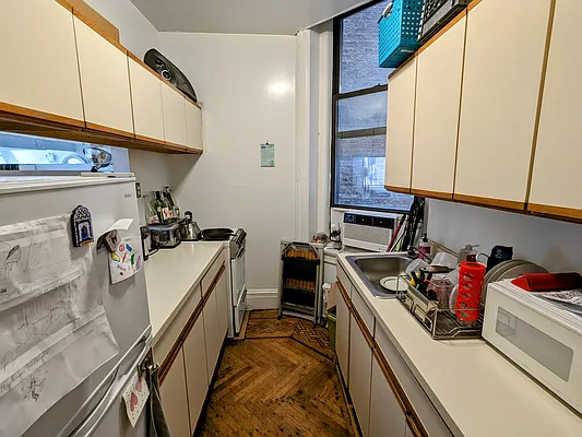 Rented by Guidance Realty Corp. | media 5