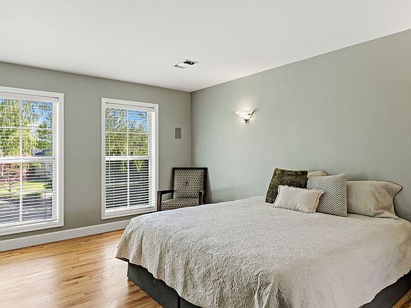 4th image of 3487 Greystone Ct