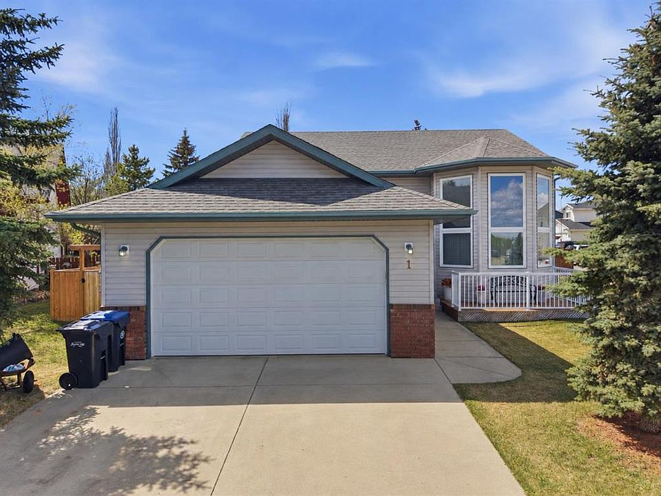 1st image of 1 E Pell Close