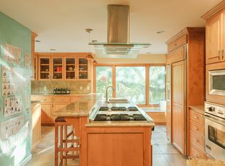 19595 Black Rd, Los Gatos, CA 95033