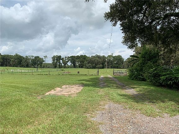 3rd image of 18800 Us Highway 301