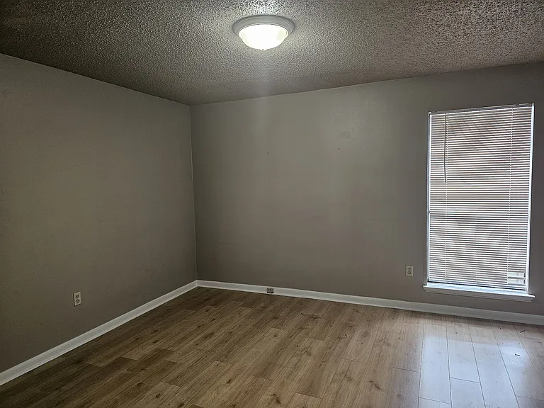 757 E Boyd Dr #C — Photo 10