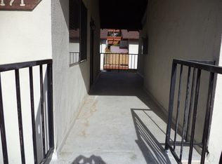 2171 Via Robles, Oceanside, CA 92054