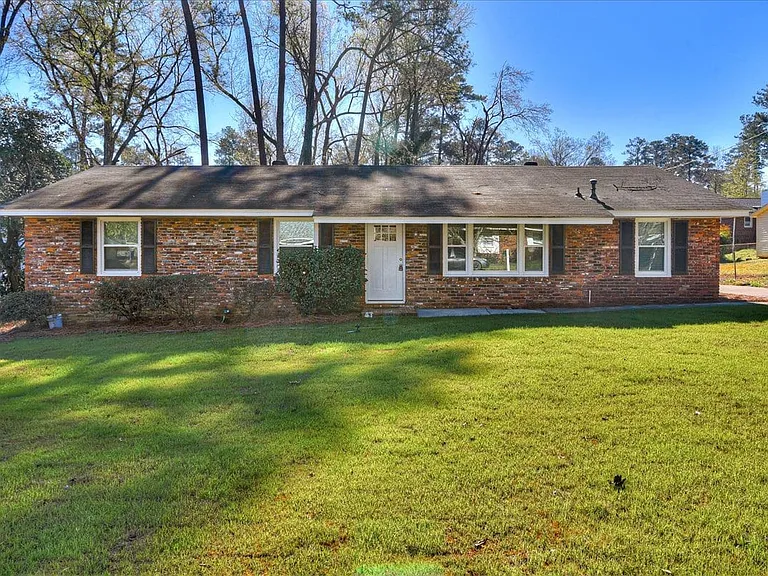 1202 Oakdale Rd — Photo 1