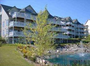 800 Maple Leaf Ln APT 2, Petoskey, MI 49770