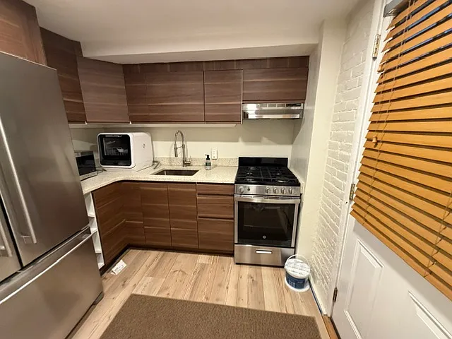 Studio, 9999 sqft, $2,950 — Photo 4