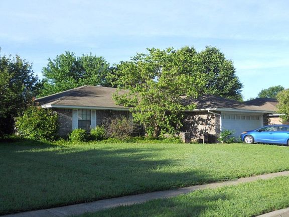 3rd image of 510 Bayberry Ln